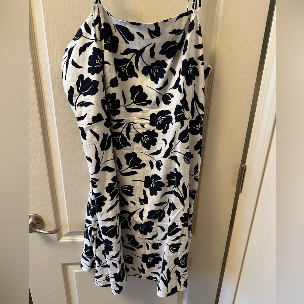 Old Navy Size XXLT Navy and White A-Line Sundress with Tie Shoulders